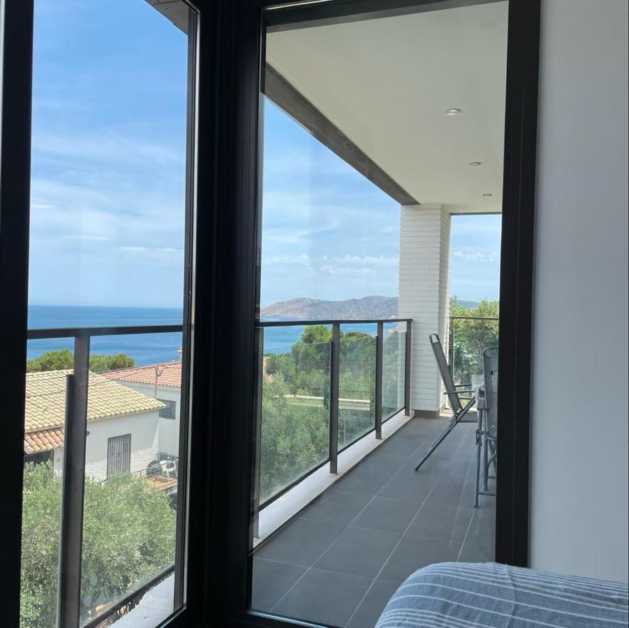 Apartment Sea View Llança Zewnętrze zdjęcie