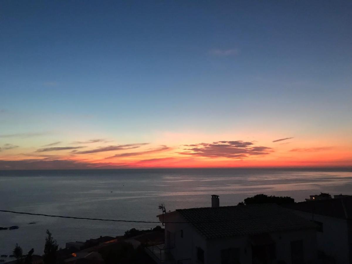 Apartment Sea View Llança Zewnętrze zdjęcie