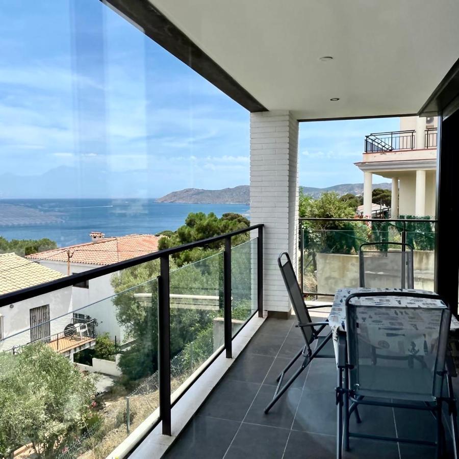 Apartment Sea View Llança Zewnętrze zdjęcie